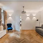 Easy Flat Campus