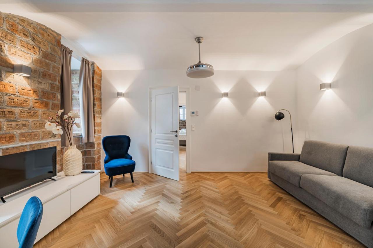 Easy Flat Campus Apartament *
